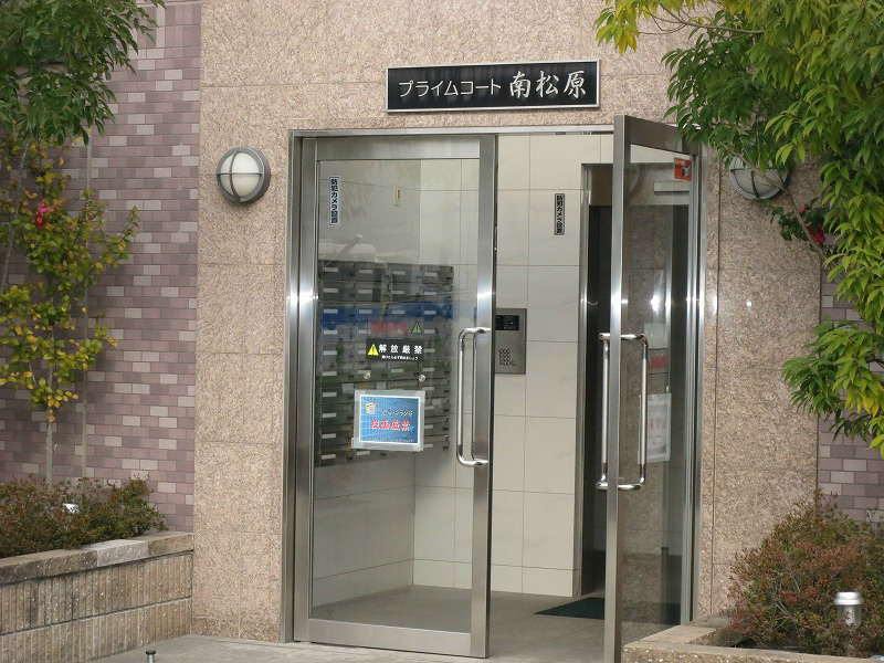 建物エントランス