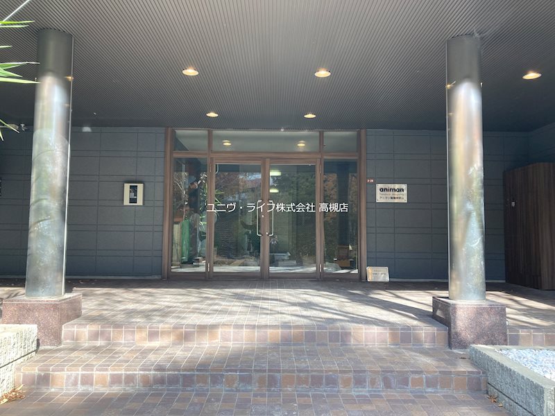 建物エントランス