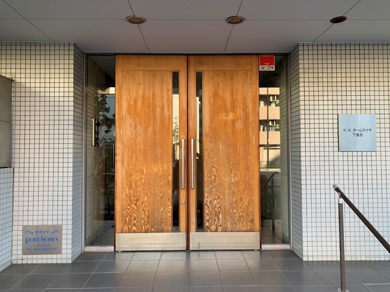 建物エントランス