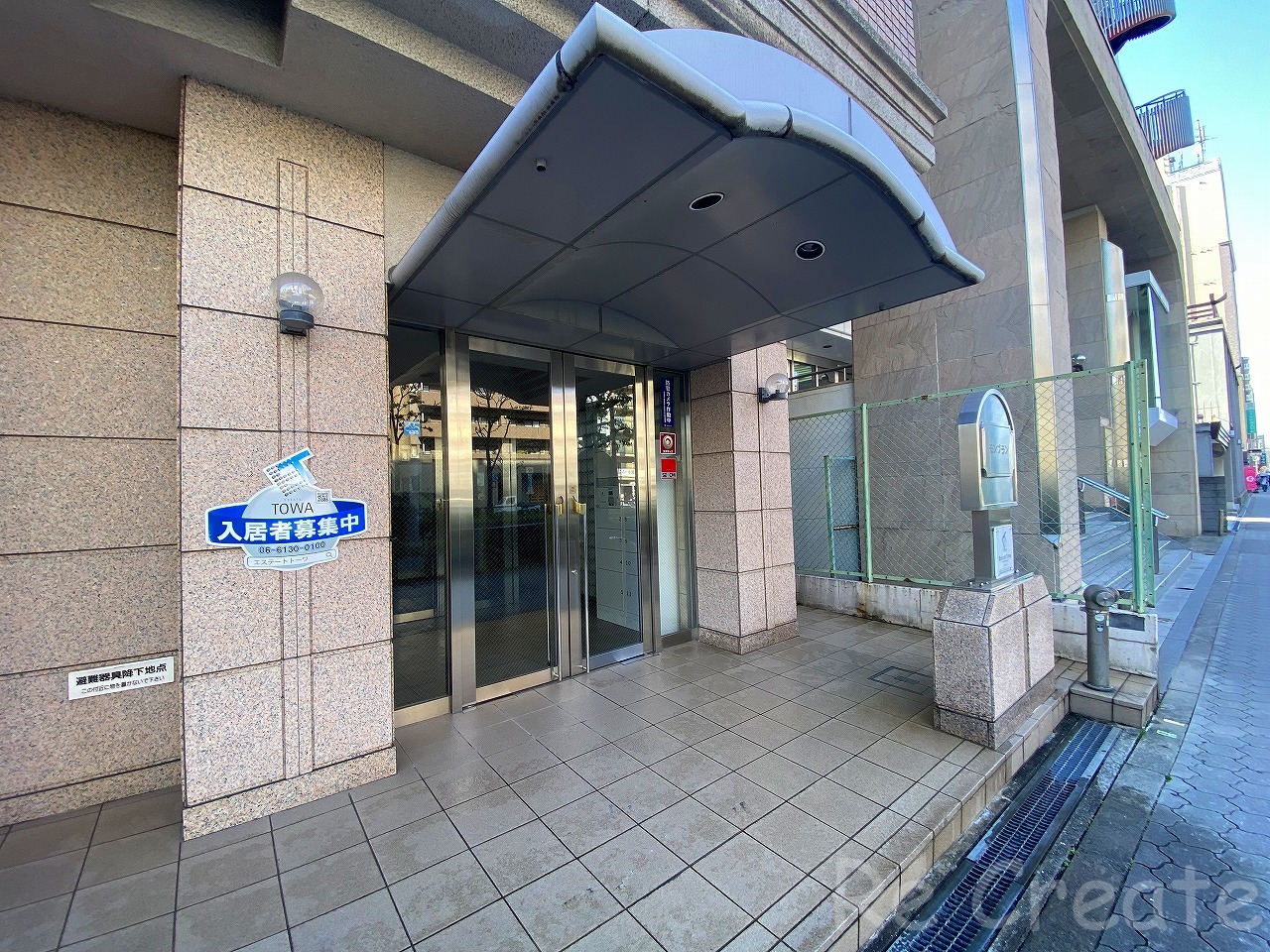 建物エントランス