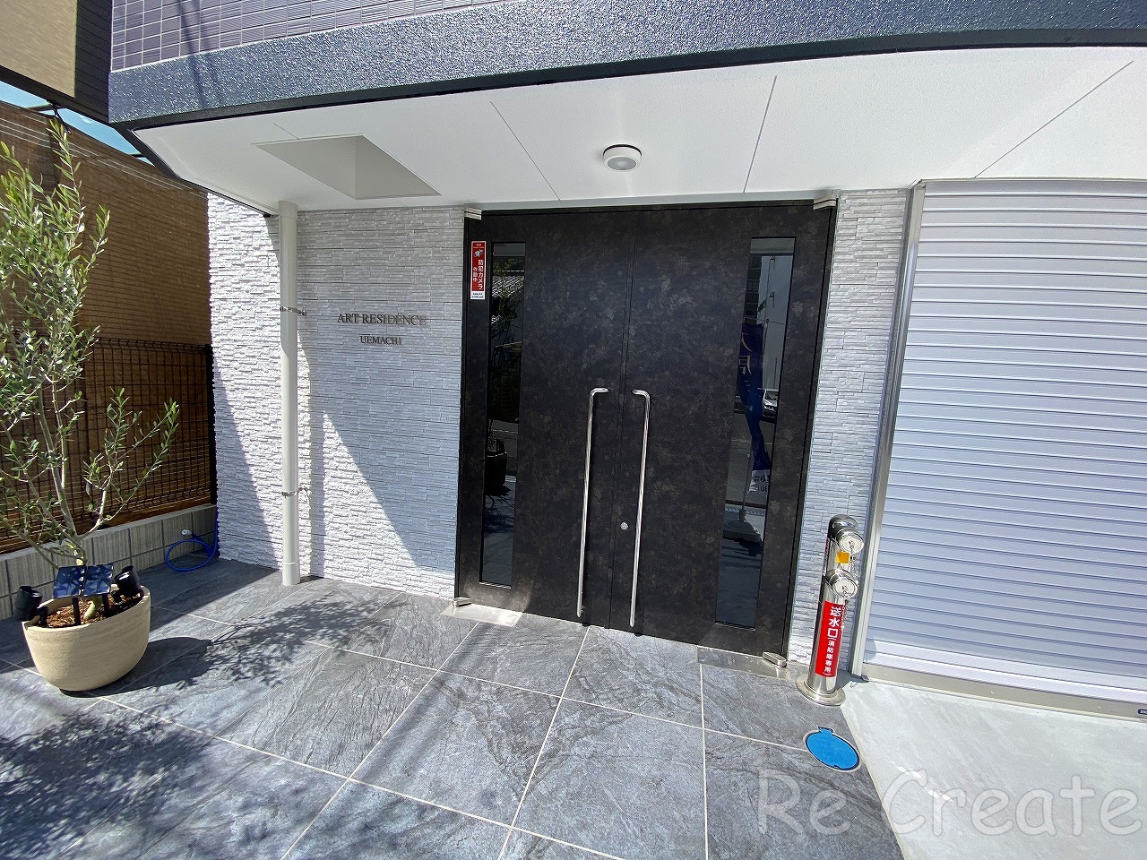 建物エントランス