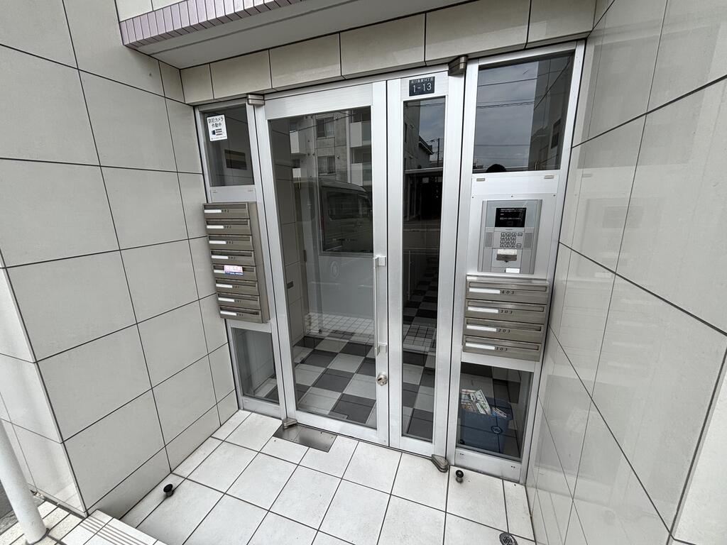 建物エントランス