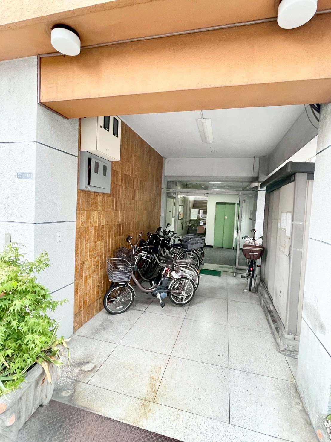 建物エントランス