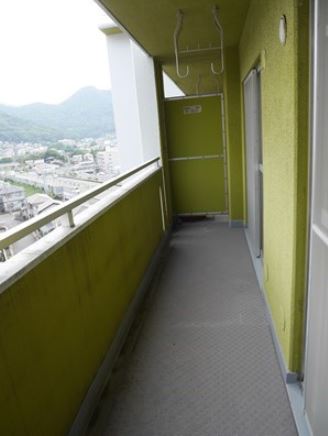 バルコニー