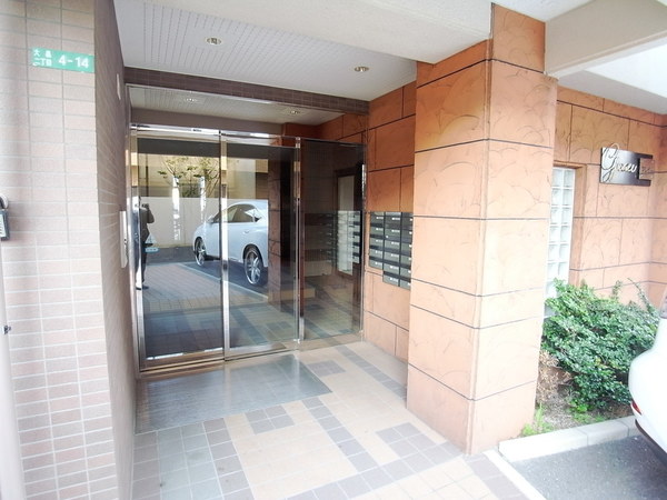 建物エントランス