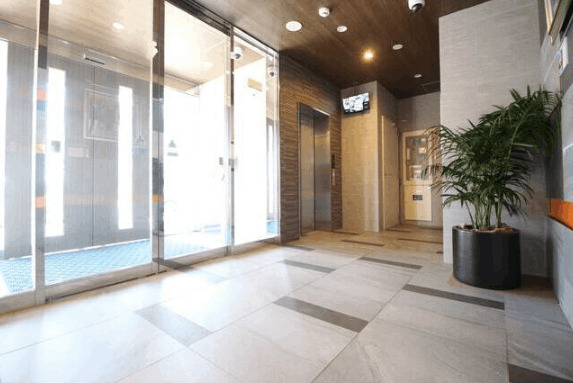 建物エントランス