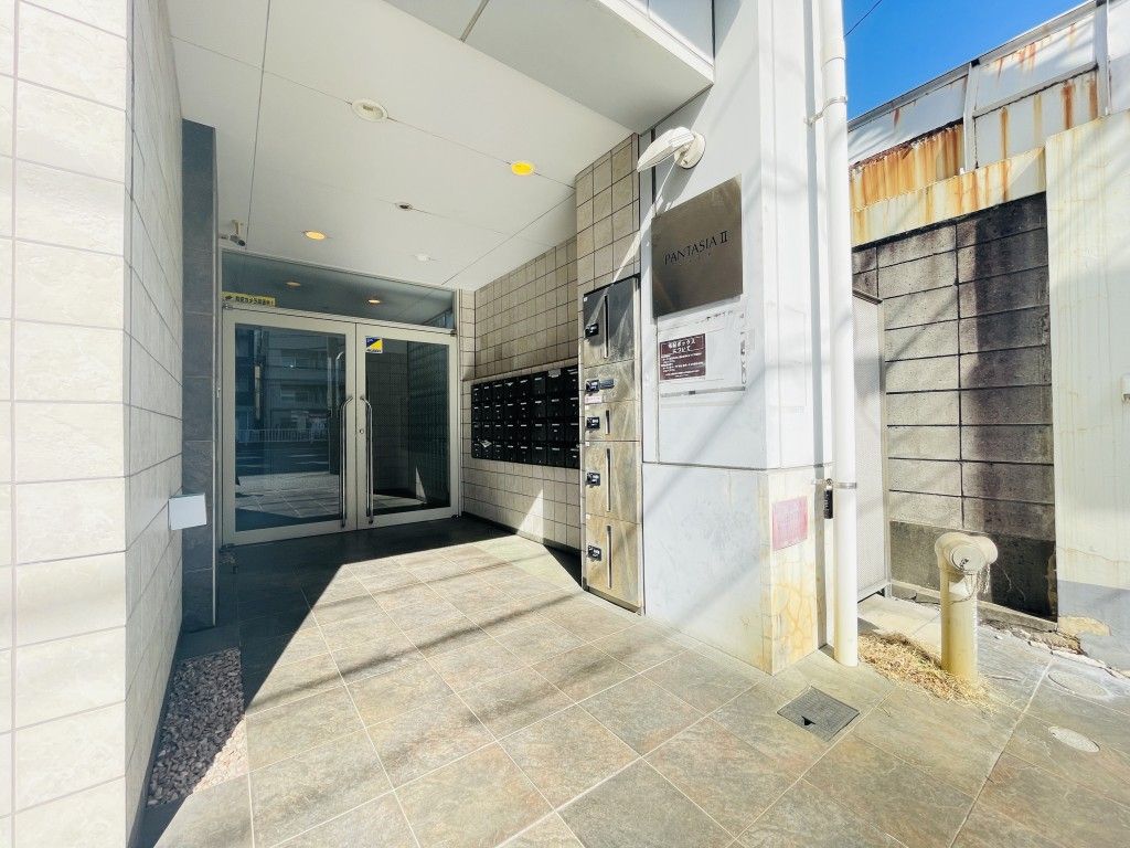 建物エントランス