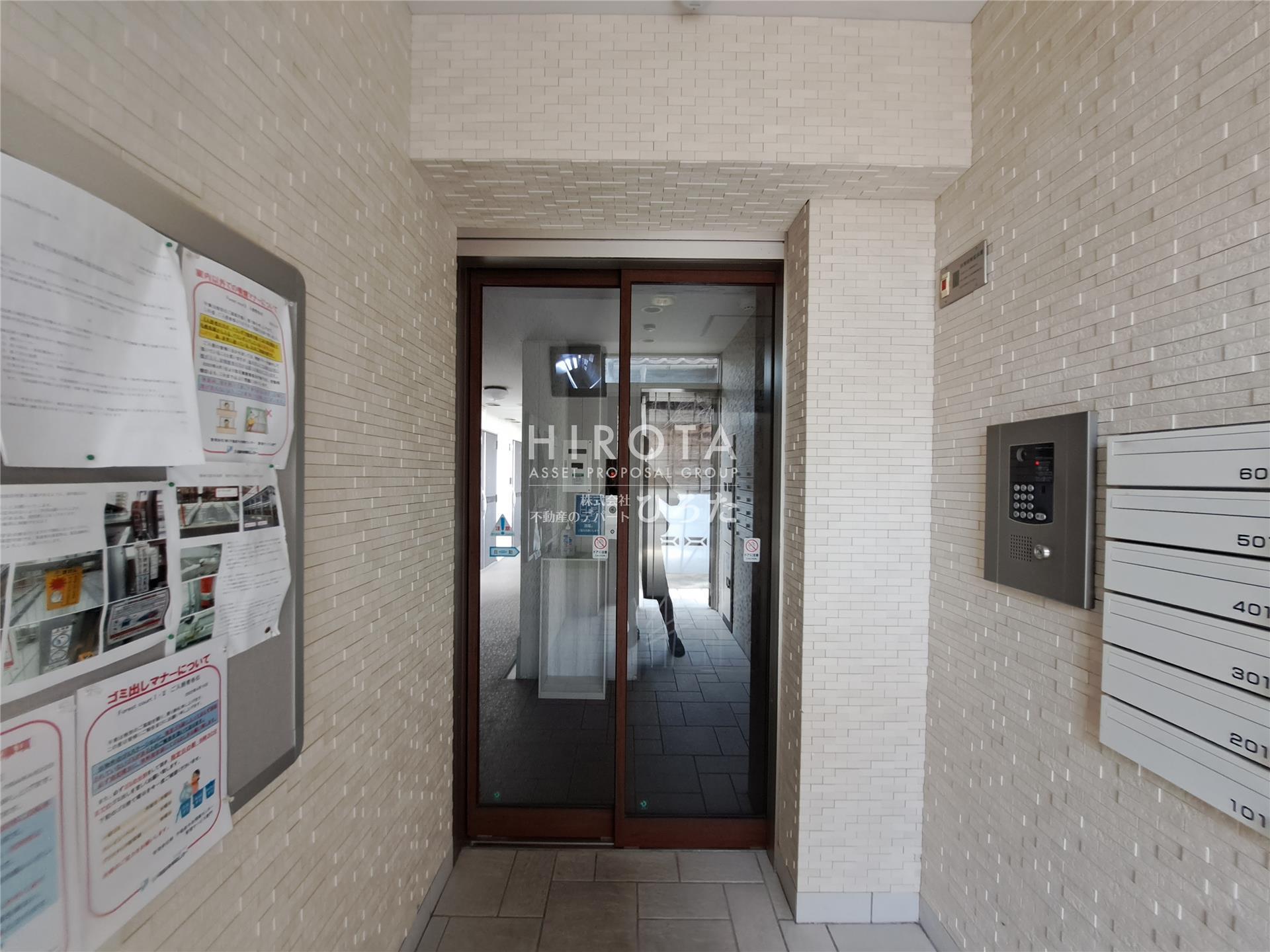 建物エントランス