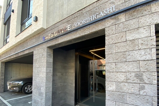 建物エントランス