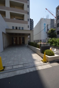 建物エントランス