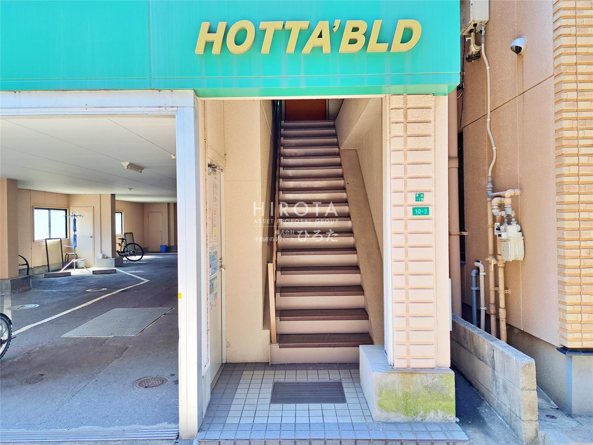 建物エントランス