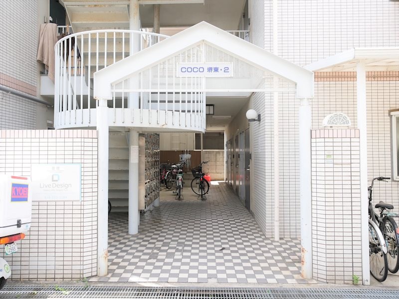 建物エントランス