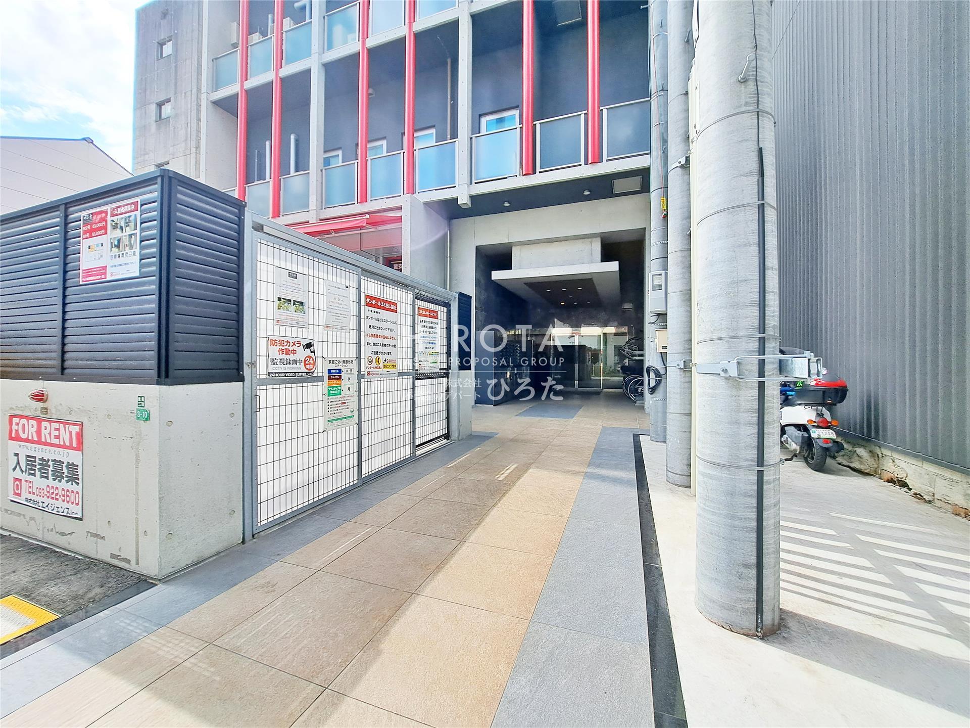 建物エントランス