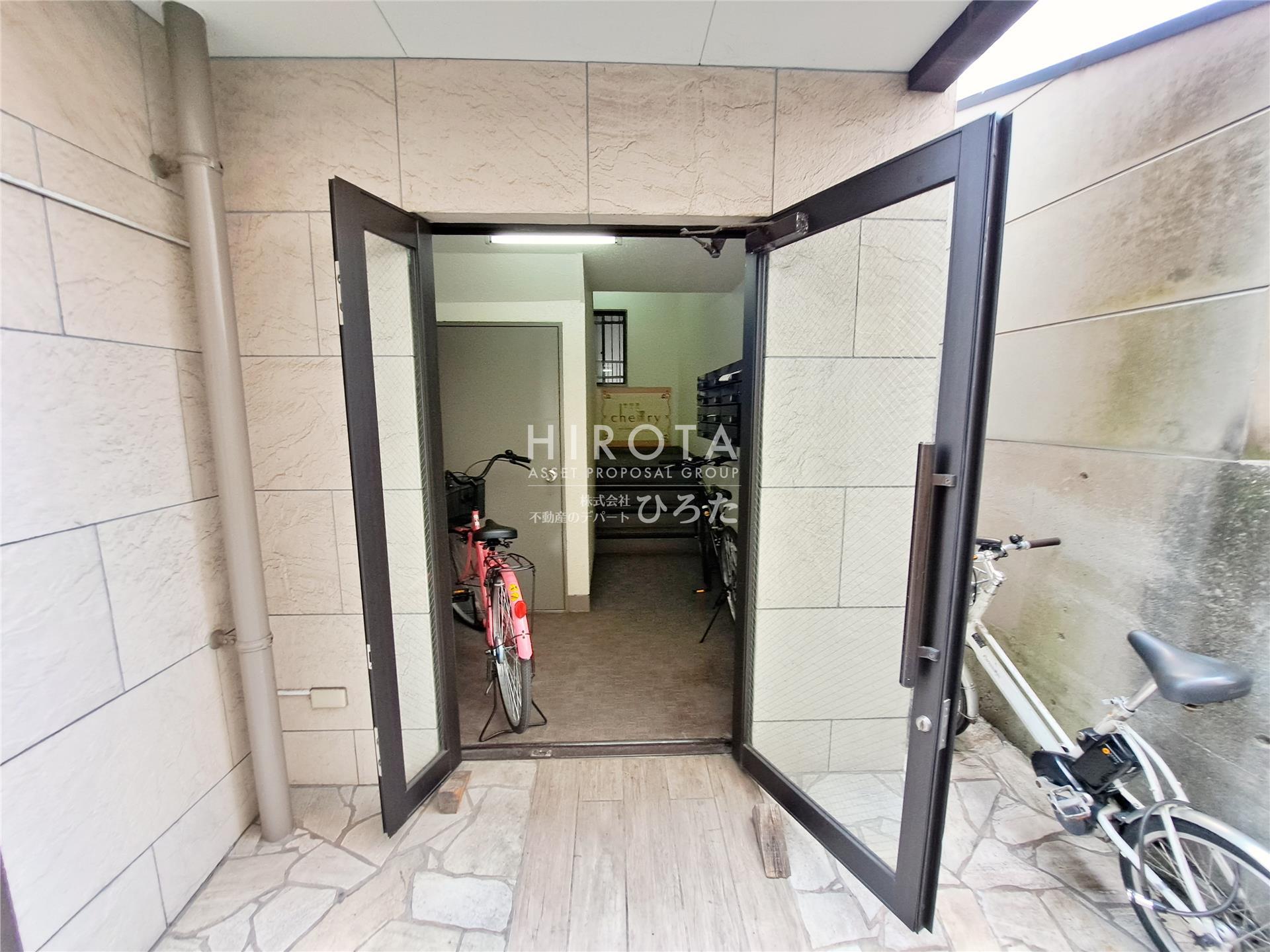 建物エントランス