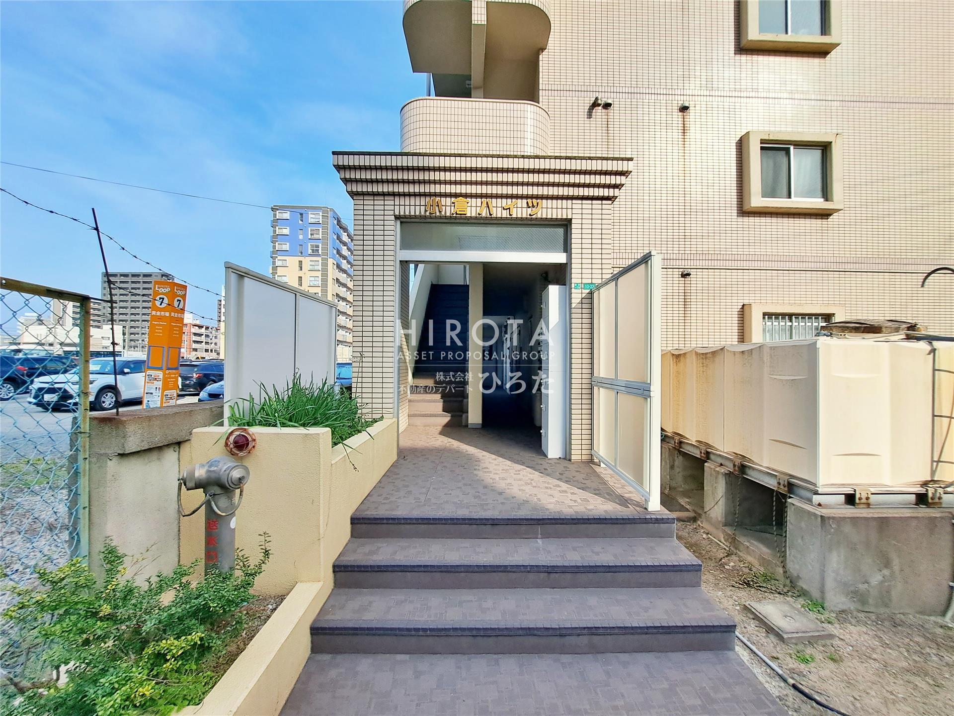 建物エントランス