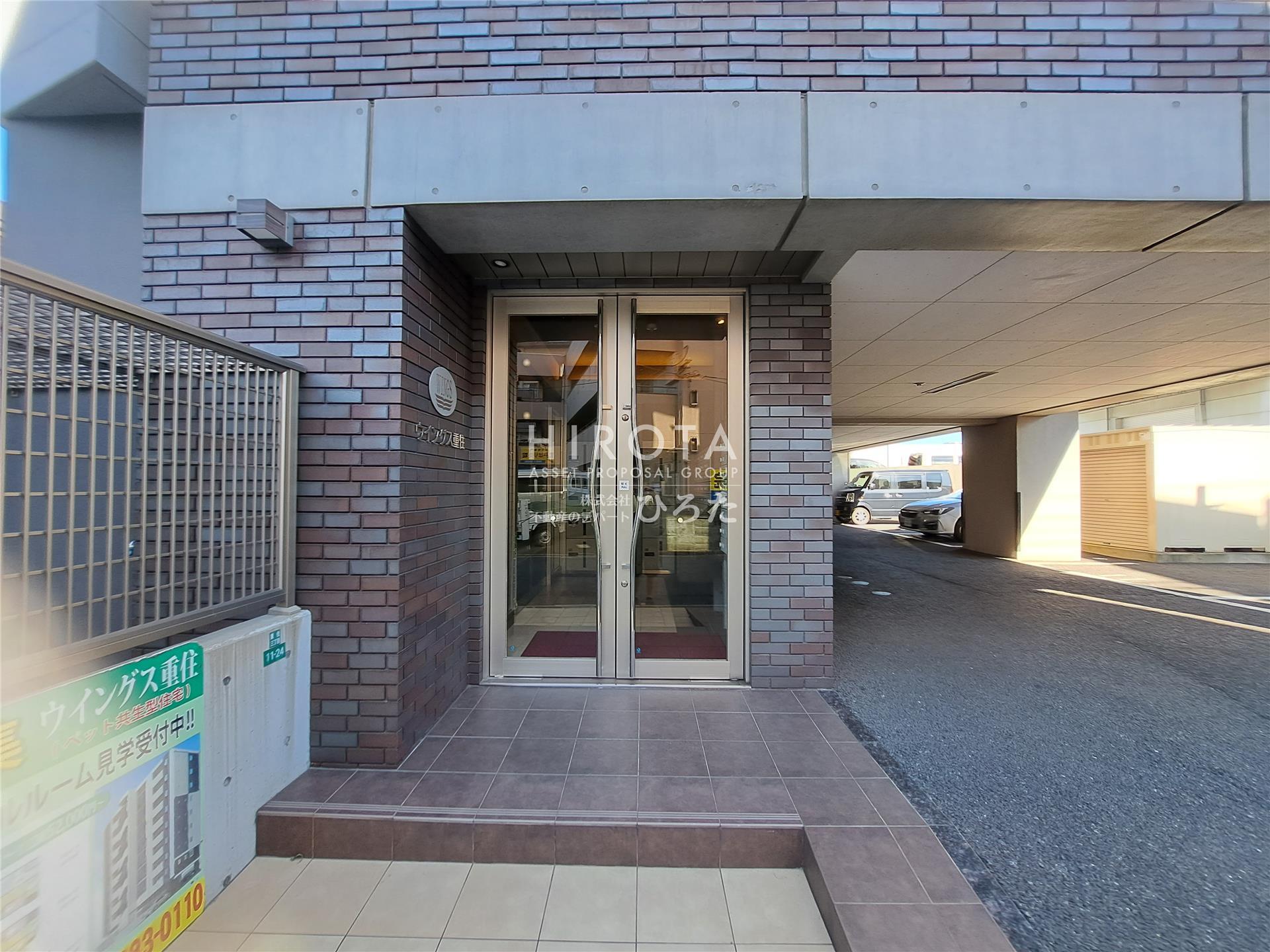 建物エントランス