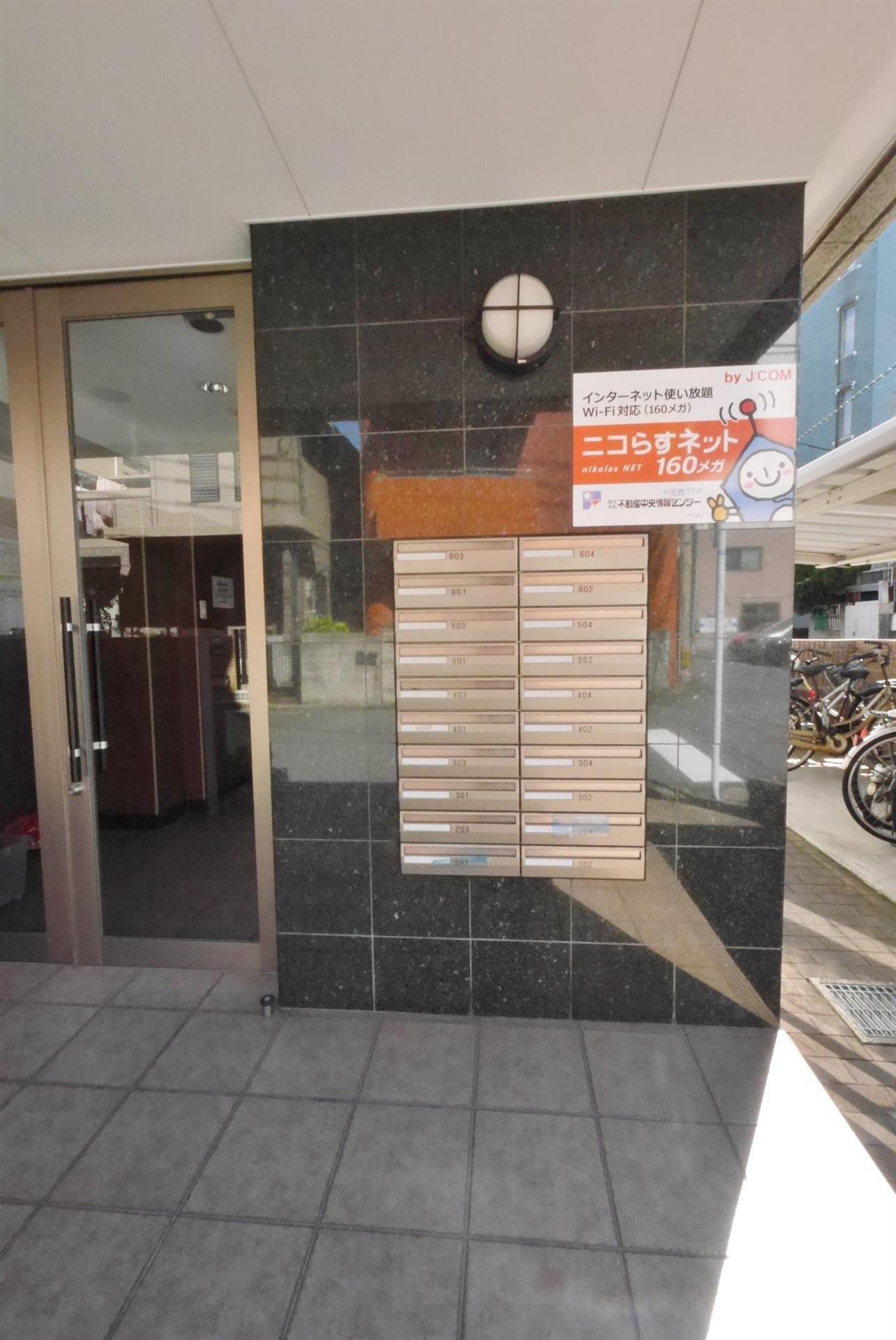 建物エントランス