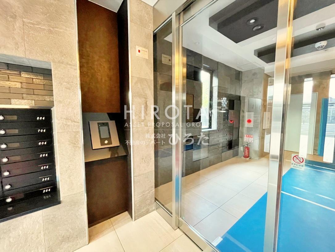 建物エントランス