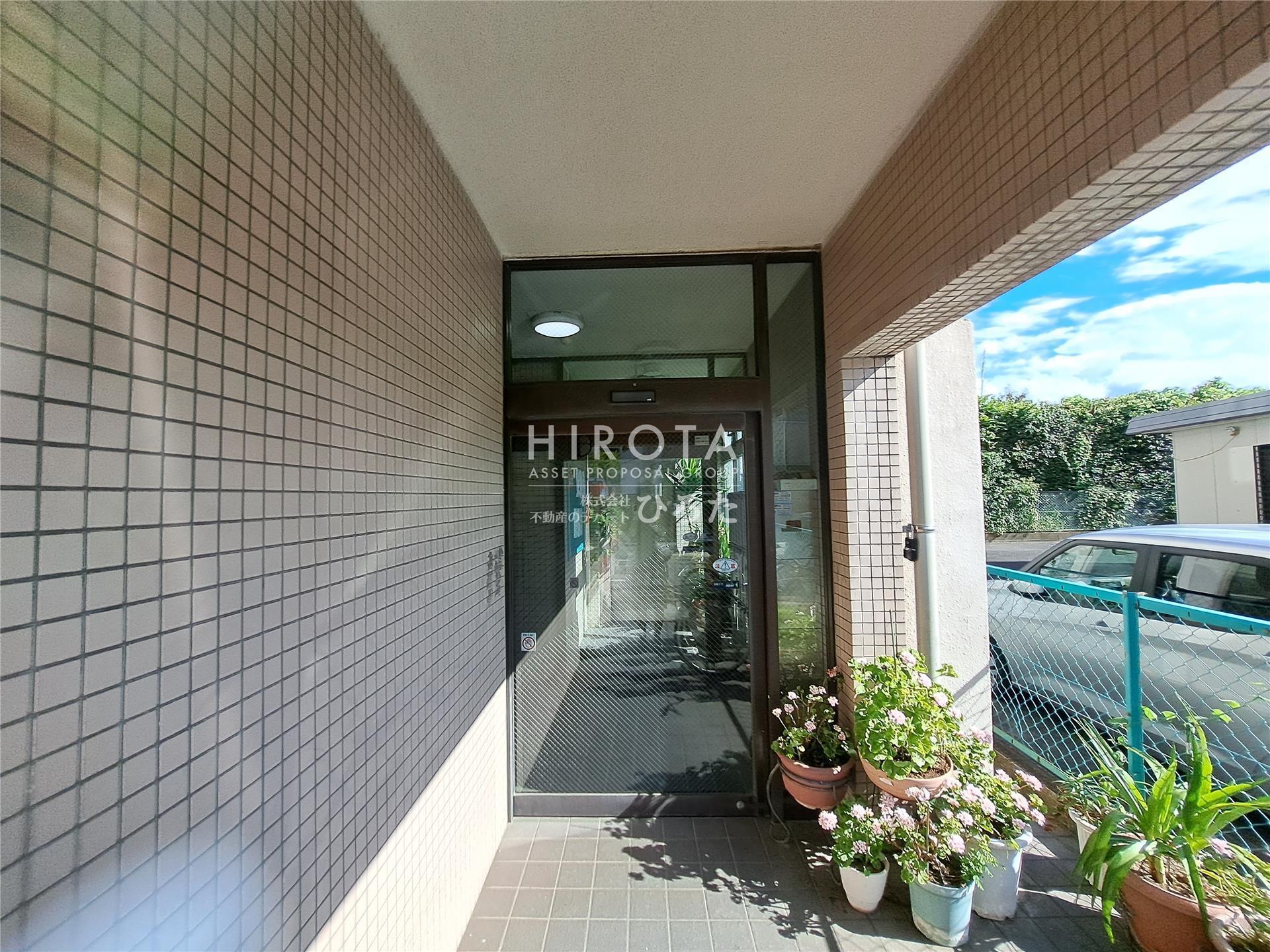 建物エントランス