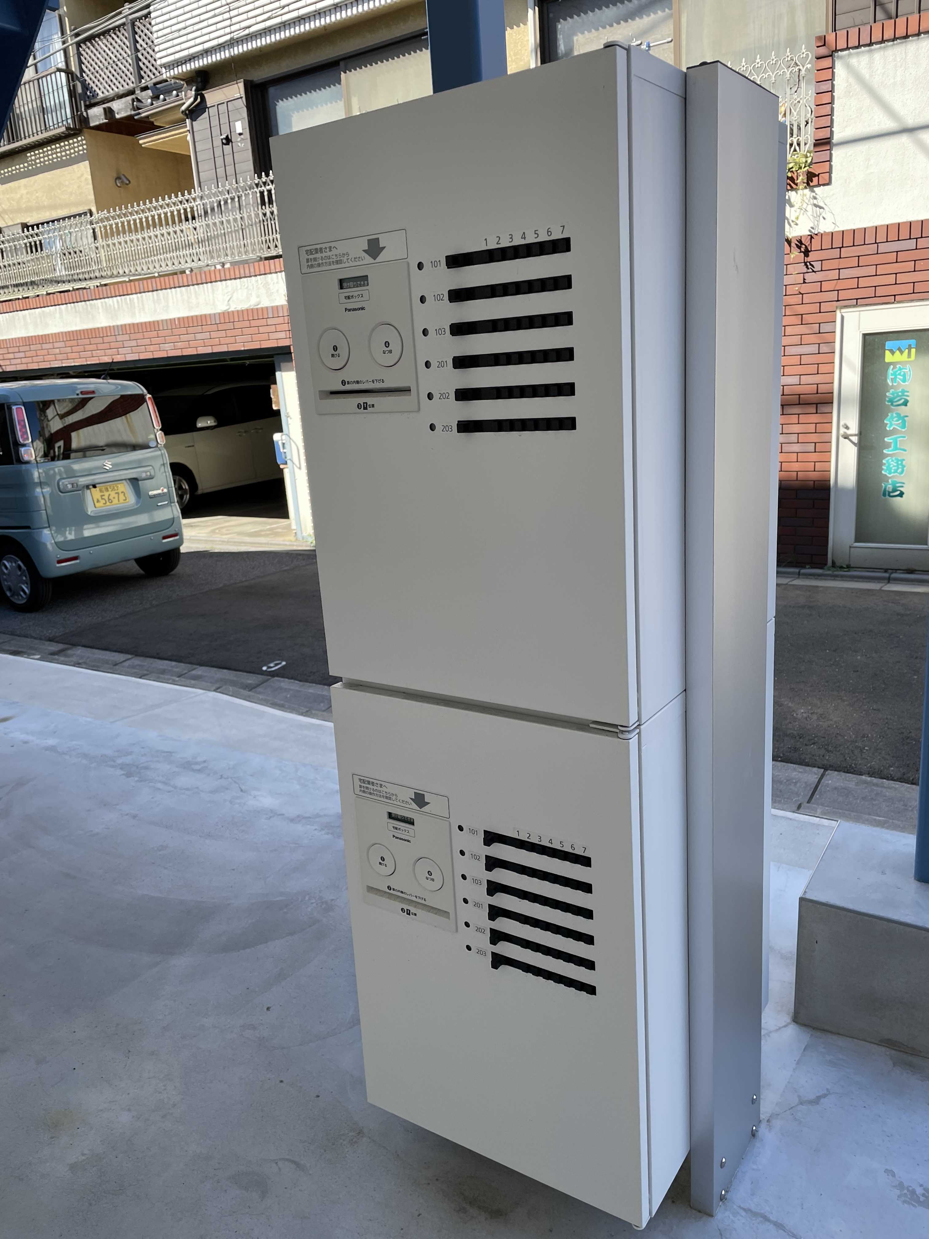 建物エントランス