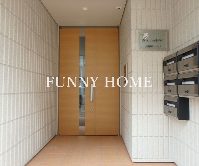 建物エントランス