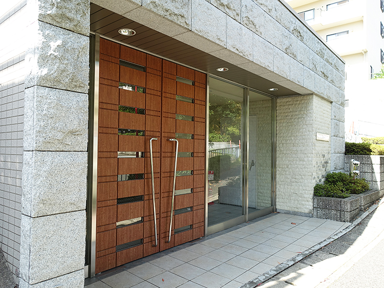 建物エントランス