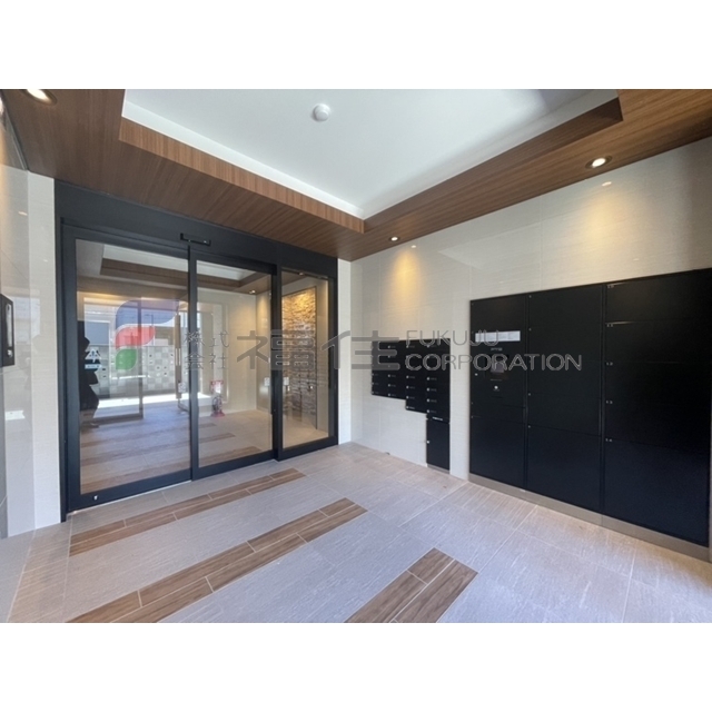 建物エントランス