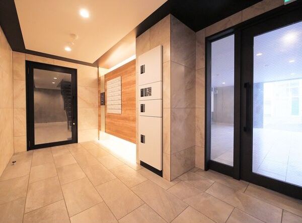 建物エントランス