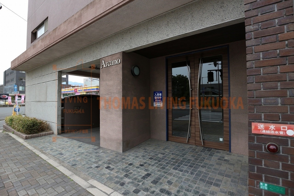 建物エントランス