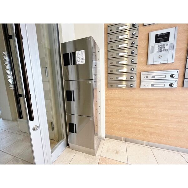 建物エントランス