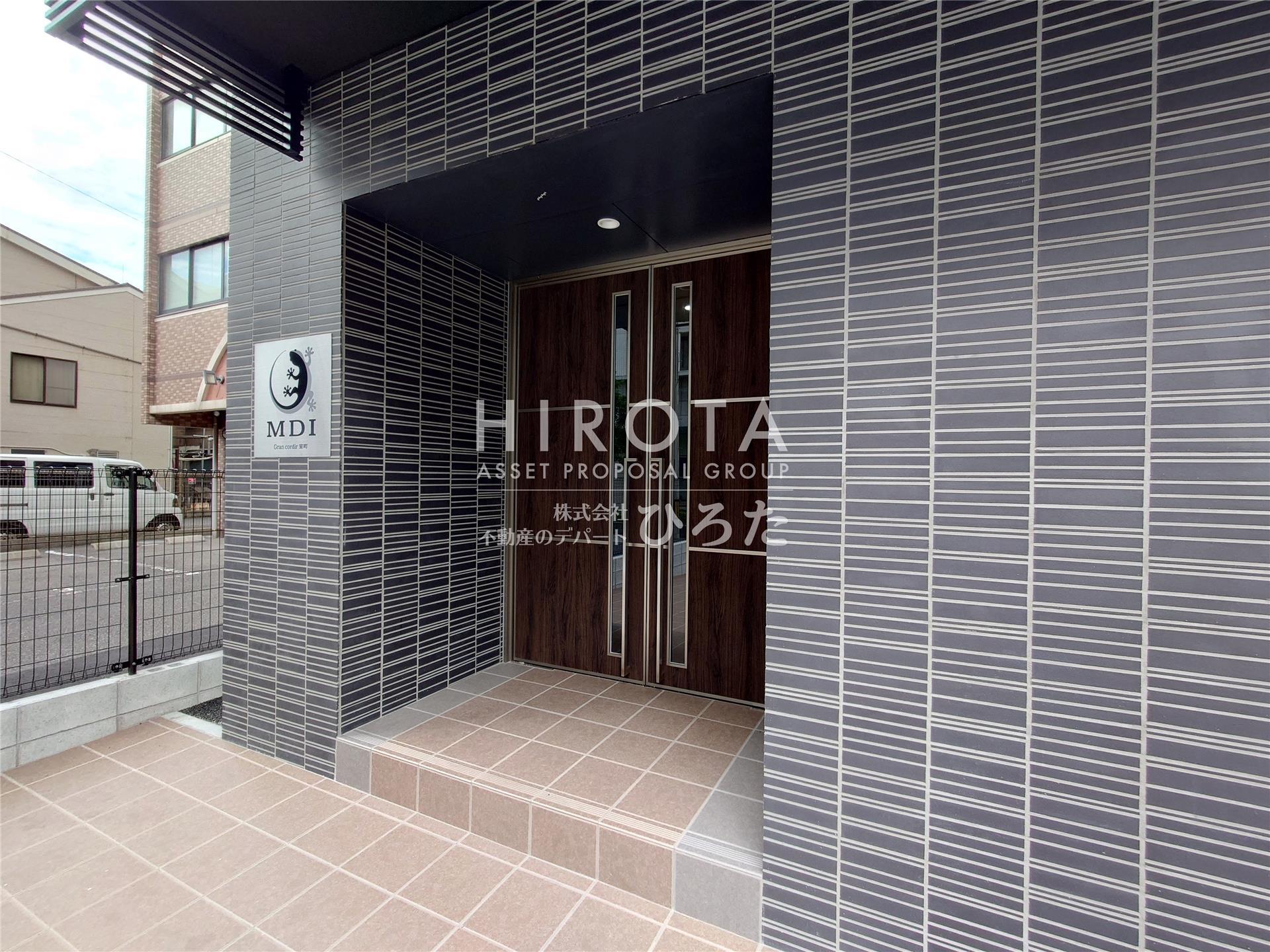 建物エントランス