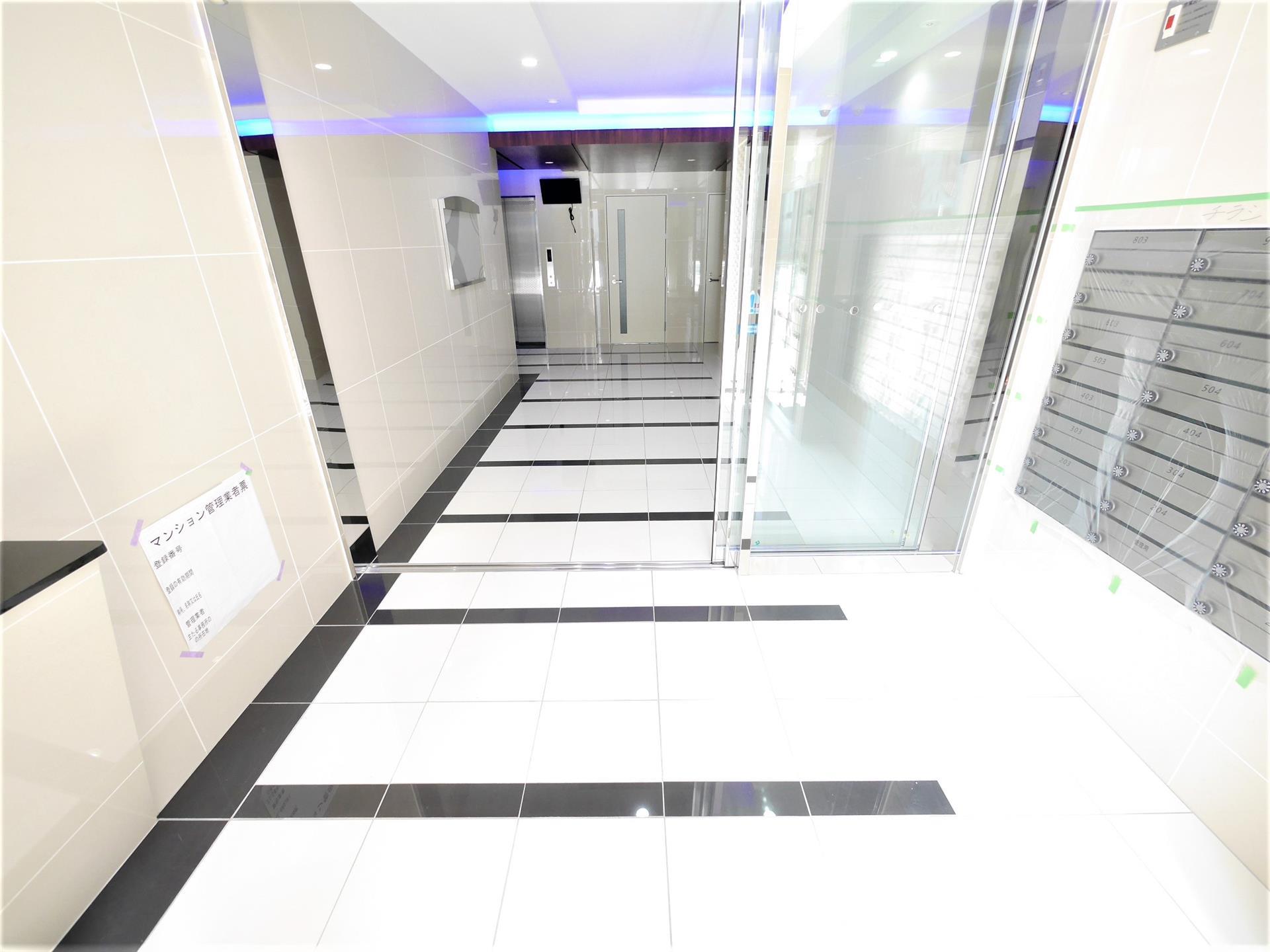 建物エントランス