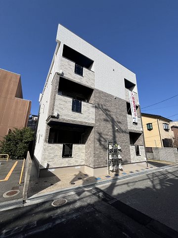 阪神本線出屋敷駅3階建新築の外観