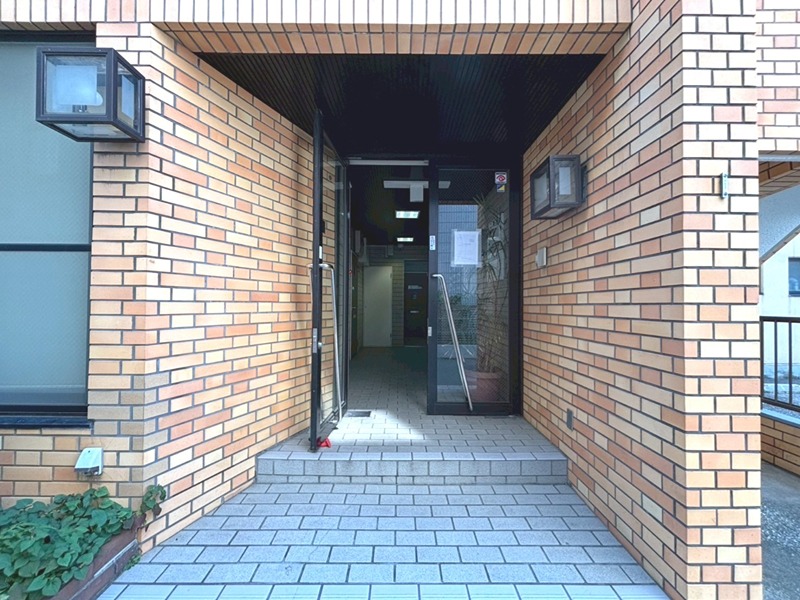 建物エントランス