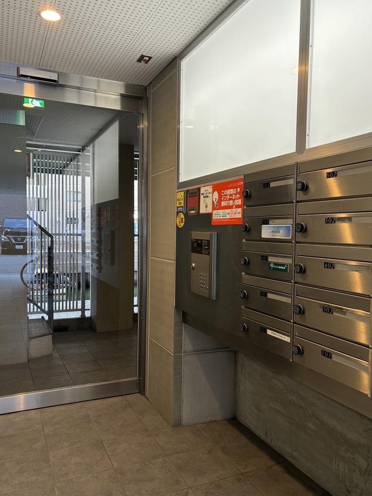 建物エントランス