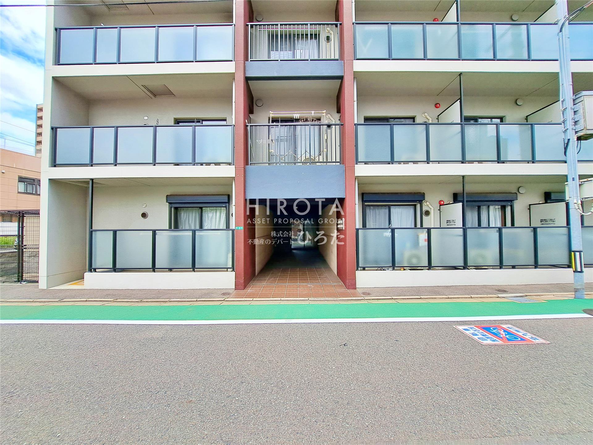 建物エントランス