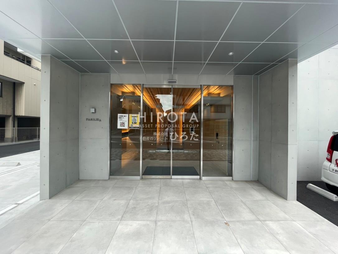 建物エントランス