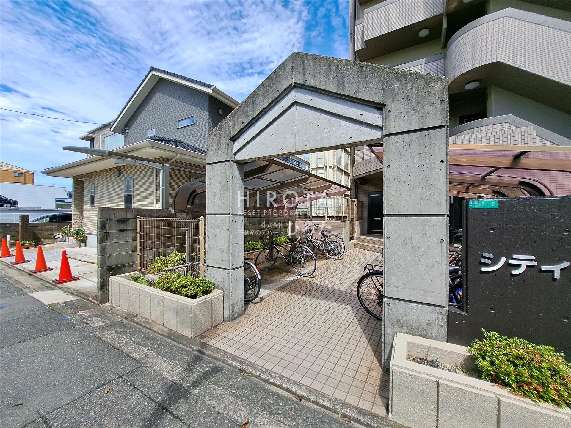 建物エントランス