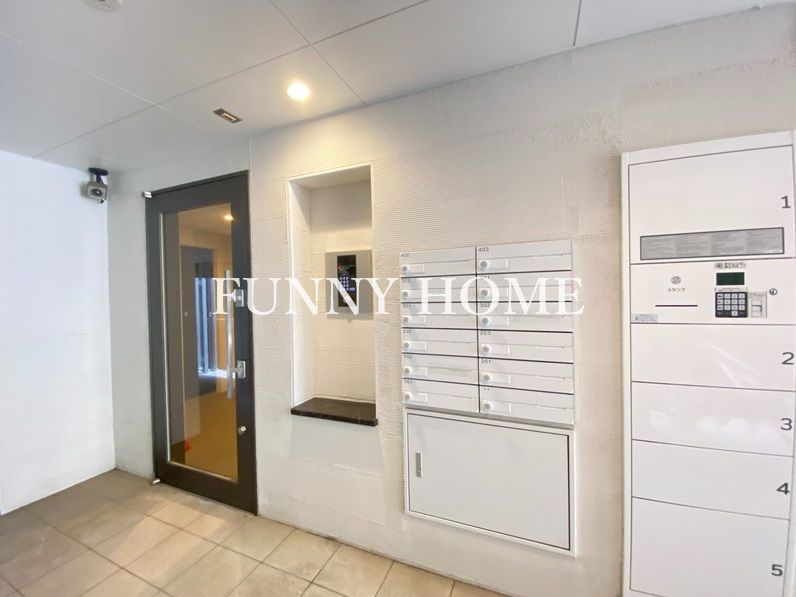 建物エントランス