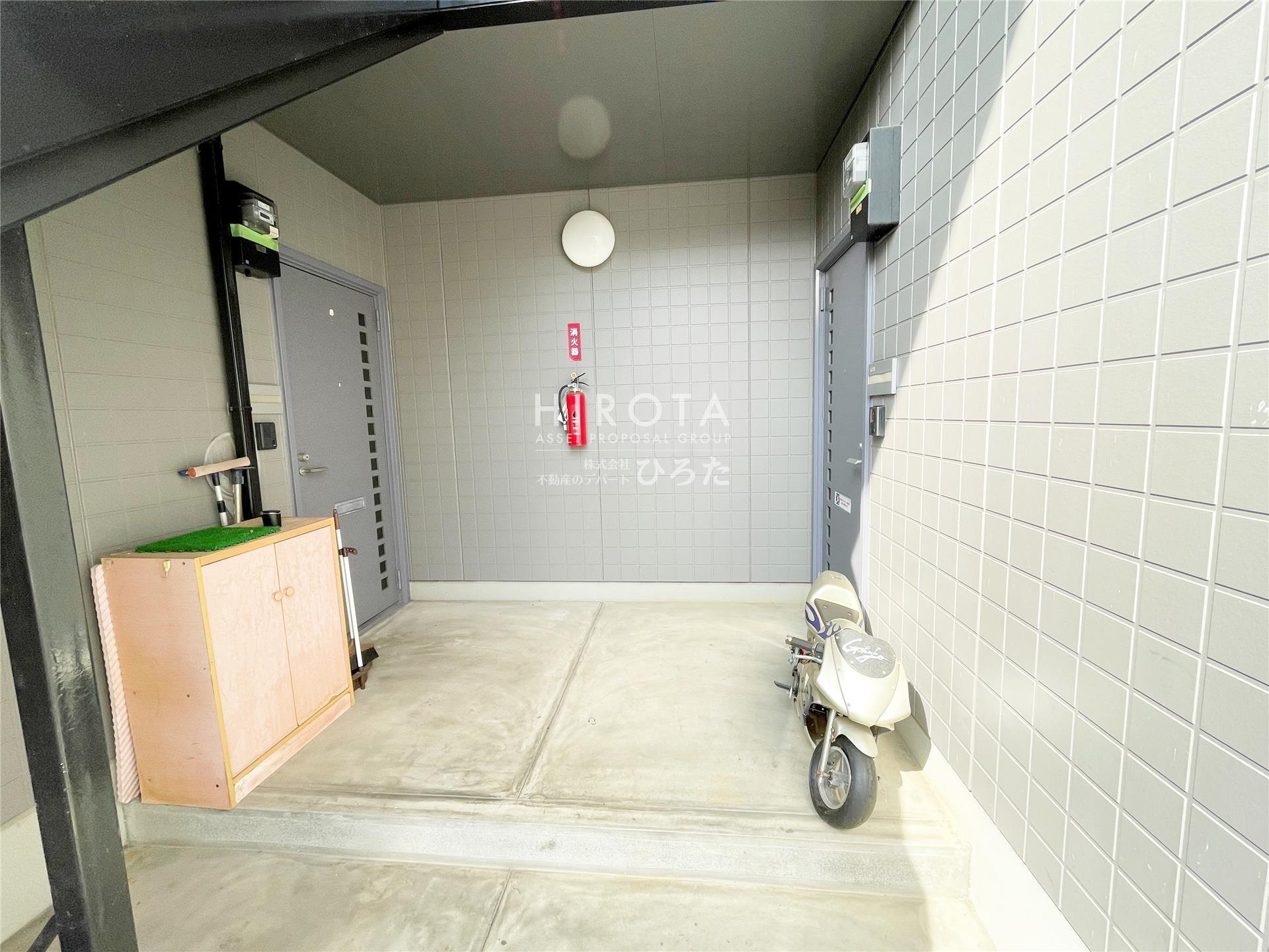 建物エントランス