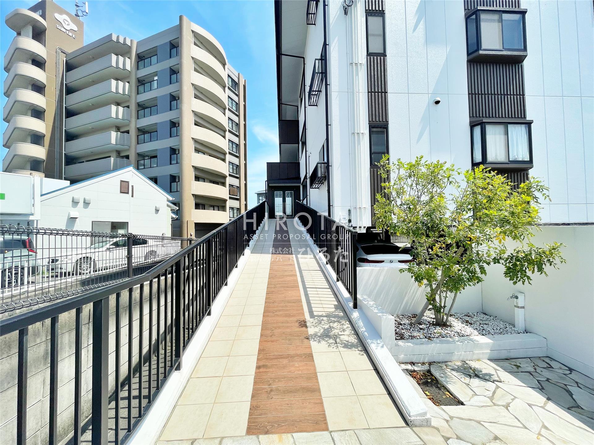 建物エントランス