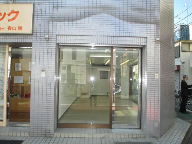 建物エントランス