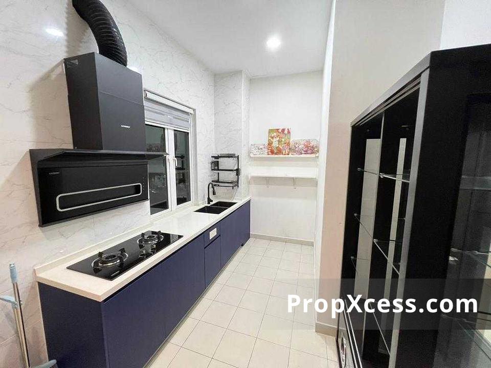 3-Bedroom Terrace / Link for sale in Semenyih, Selangor photo 5