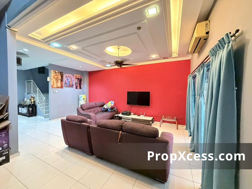 4-Bedroom Terrace / Link for sale in Bandar Kinrara, Puchong, Selangor
