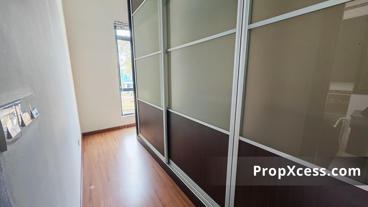 4-Bedroom Terrace / Link for sale in Iskandar Puteri, Johor photo 12