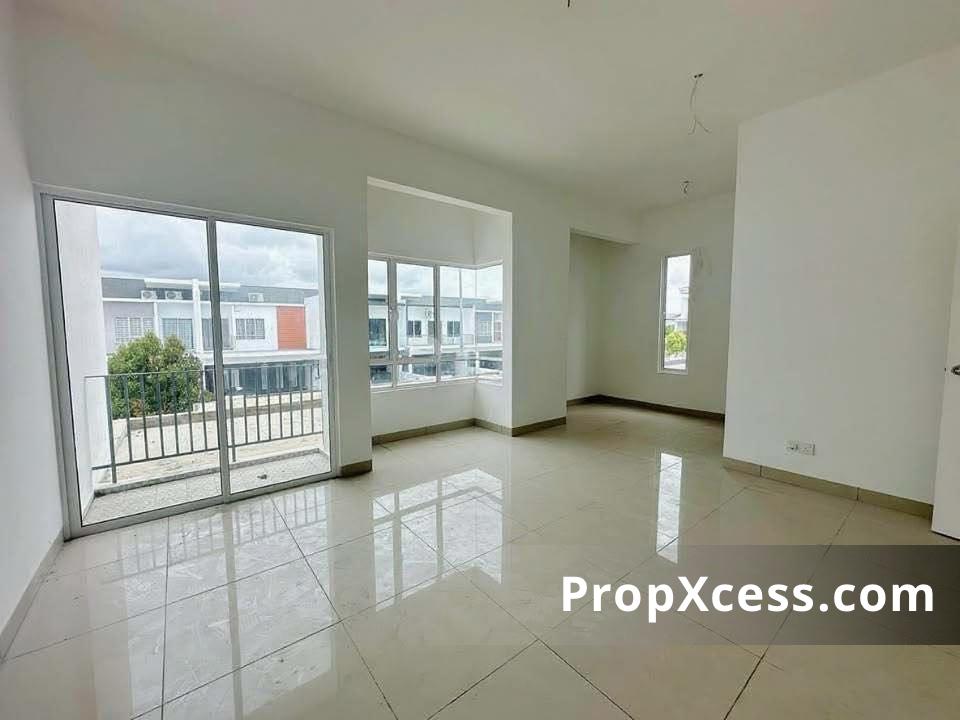 5-Bedroom Terrace / Link for sale in Kota Kinabalu, Sabah