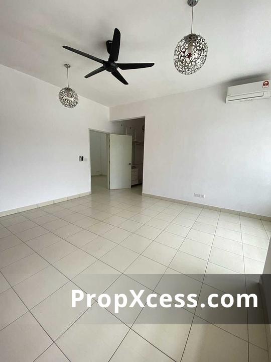4-Bedroom Terrace / Link for sale in Iskandar Puteri, Johor photo 12