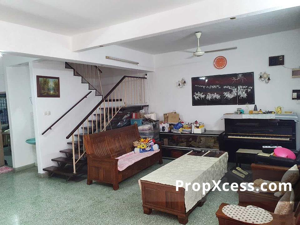 4-Bedroom Terrace / Link for sale in Kuchai Lama, Kuala Lumpur photo 1