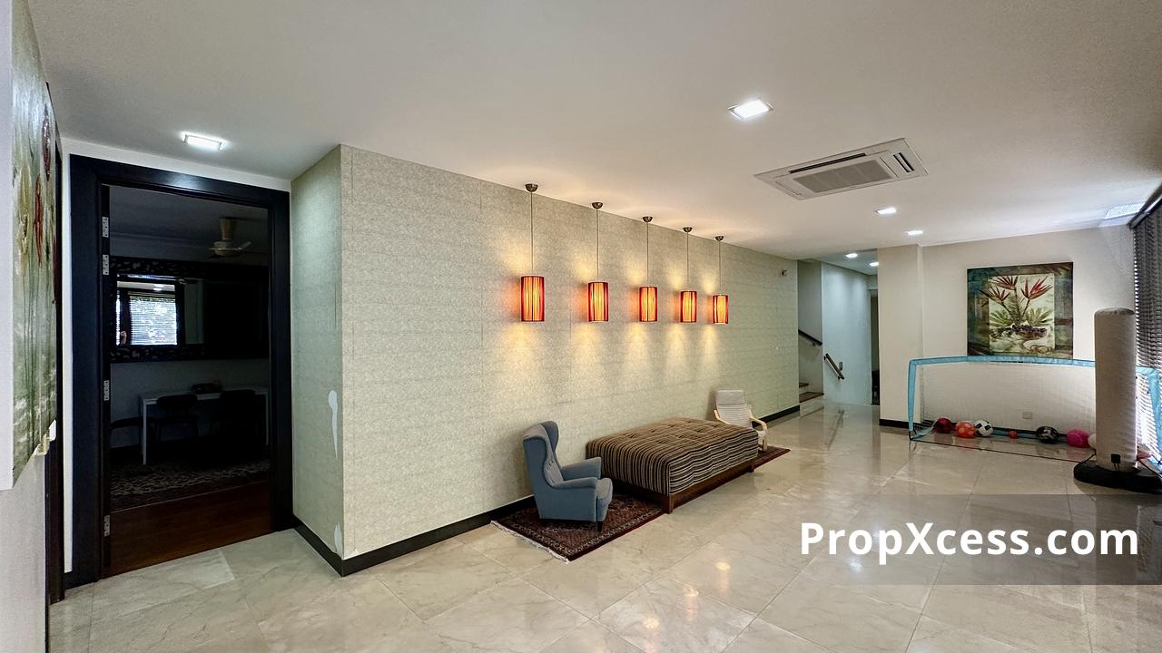 6-Bedroom Bungalow / Detached for sale in Kuala Lumpur photo 27