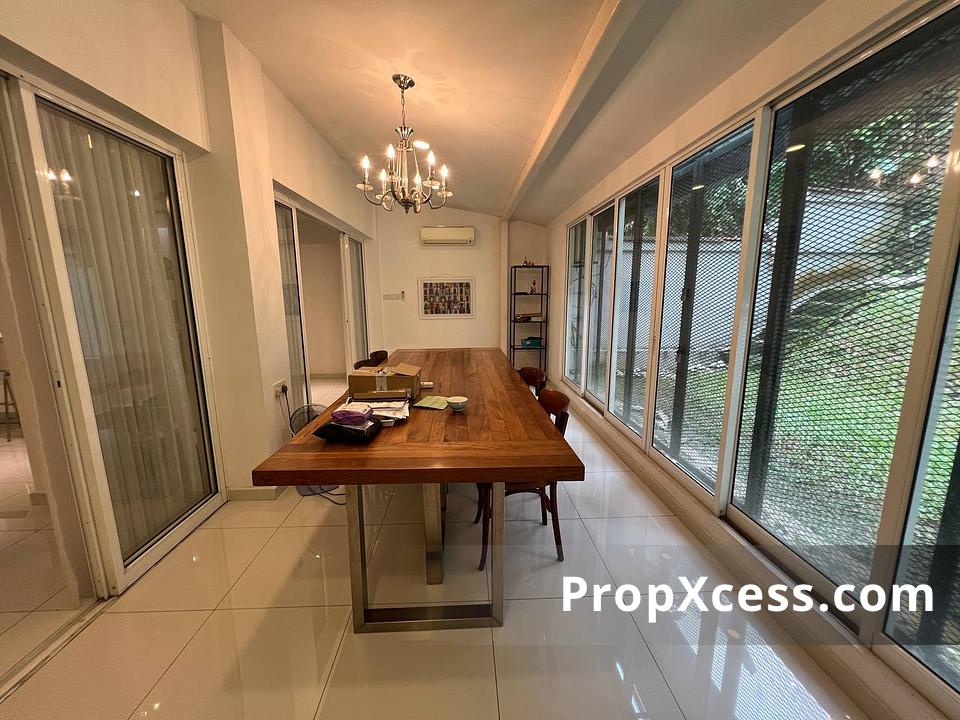 5-Bedroom Terrace / Link for sale in Kuala Lumpur photo 12